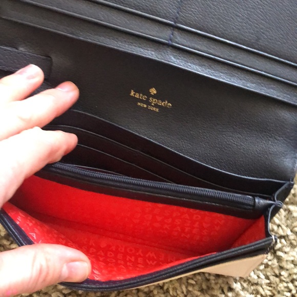 Kate Spade Bow Wallet with Wrist Strap - Picture 3 of 6